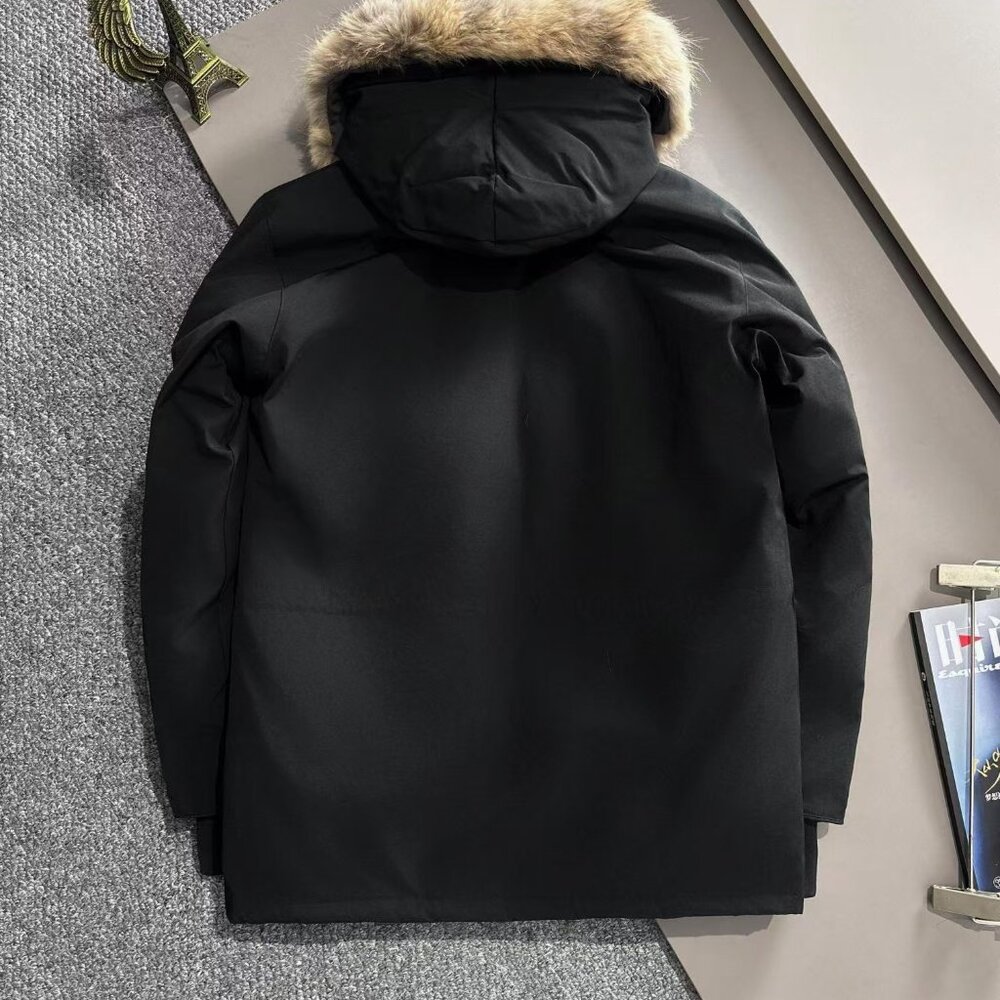 Canada Goose Men's Coat,Very comfortable to wear - Picture 2 of 8